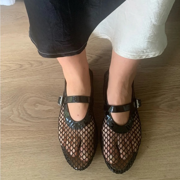 🎉Mesh ballet flats are a celebrity favorite this spring embrace the trend. - Picture 5 of 16